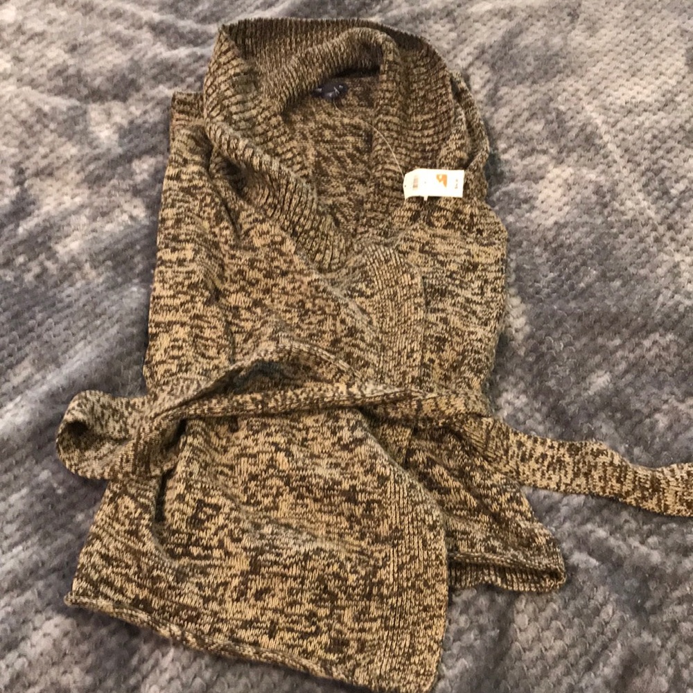 NWT: Gap Heather Brown sweat vest